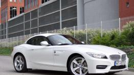 Roadstery w dwóch smakach - BMW Z4 35isDrive vs Mercedes SL350 BlueEFFICIENCY