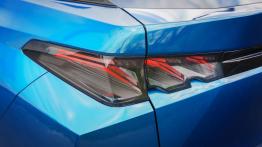 Peugeot 3008 Hybrid GT Exclusive pozwoli nam się wyróżnić z tłumu, póki nie zajrzymy pod maskę