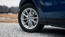 BMW X3 sDrive18d to rozsądny wybór z jednym małym zastrzeżeniem