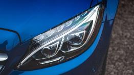 Mercedes-Benz Klasa C 300h - galeria redakcyjna - prawy przedni reflektor - wyłączony