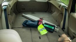 Volvo XC60 Facelifting 2.0 D4 181KM - galeria redakcyjna - tylna kanapa złożona, widok z kabiny