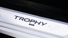 Renault Clio IV R.S. 220 EDC Trophy (2015) - listwa progowa