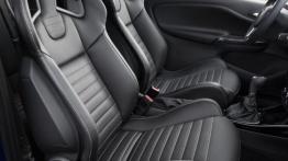Opel Corsa E OPC (2015) - widok ogólny wnętrza z przodu