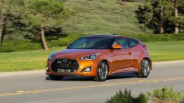 Hyundai Veloster Turbo 2016 - widok z przodu