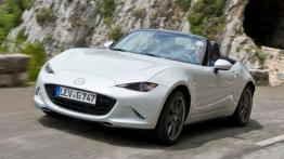 Mazda MX-5 IV White (2015) - widok z przodu