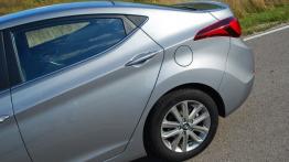 Hyundai Elantra V Facelifting - galeria redakcyjna - lewe tylne nadkole