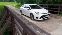Toyota Avensis III Sedan Facelifting - galeria redakcyjna - prawy bok