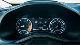 Jeep Renegade 1.4 MultiAir 140KM - galeria redakcyjna - zestaw wskaźników