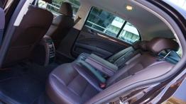 Skoda Superb II Sedan 2.0 TSI 200KM - galeria redakcyjna - tylna kanapa