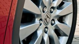 Honda Civic IX Hatchback 5d 1.8 i-VTEC 142KM - galeria redakcyjna - koło