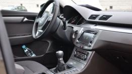 Volkswagen Passat B7 - galeria redakcyjna - kokpit