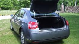 Citroen C5 III - galeria redakcyjna - tył - bagażnik otwarty