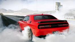 Dodge Challenger SRT Hellcat (2015) - widok z tyłu