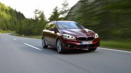 BMW 218d Active Tourer (2014) - widok z przodu