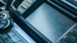 Toyota RAV4 IV 2.0 D-4D 124KM - galeria redakcyjna - panel sterowania wentylacją i nawiewem