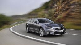 Lexus GS IV 300h (2014) - widok z przodu