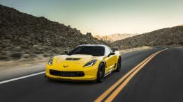 Chevrolet Corvette C7 Z06 Coupe (2015) - widok z przodu