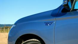 Mitsubishi Outlander III PHEV - galeria redakcyjna - emblemat boczny