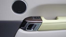 Range Rover Sport II 4.4 SDV8 340KM - galeria redakcyjna - drzwi pasażera od wewnątrz