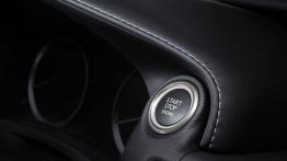Lexus IS 350 (2014) - przycisk do uruchamiania silnika