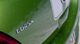 Opel Corsa D Hatchback 3d Facelifting 1.7 CDTI ECOTEC 130KM - galeria redakcyjna - emblemat