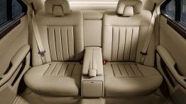 Mercedes Klasa E W212 - tylna kanapa