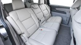 Honda Odyssey 2010 - tylna kanapa
