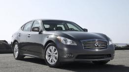 Infiniti M 2010 - widok z przodu