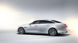 Jaguar XJ Ultimate - lewy bok