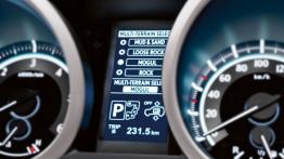 Toyota Land Cruiser 2010 - wersja 3-drzwiowa - komputer pokładowy