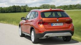 BMW X1 Facelifting - prezentacja w Monachium - widok z tyłu