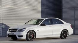 Mercedes C63 AMG 2012 sedan - lewy bok