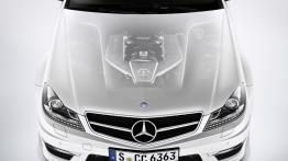 Mercedes C63 AMG Coupe 2012 - maska zamknięta