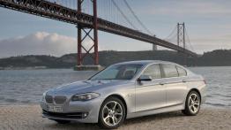 BMW serii 5 ActiveHybrid - lewy bok