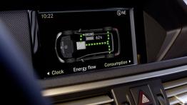 Mercedes E 400 HYBRID - radio/cd/panel lcd