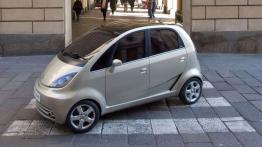TATA Nano - lewy bok