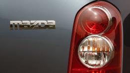 Mazda MPV - prawy tylny reflektor - wyłączony
