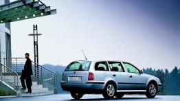 Skoda Octavia I Kombi - widok z tyłu