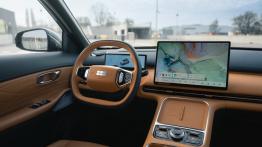 Geely Starray EM-i  - kokpit