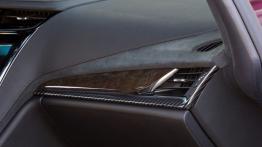 Cadillac ELR - deska rozdzielcza