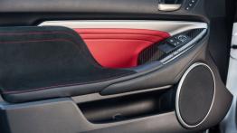 Lexus RC F (2015) - drzwi kierowcy od wewnątrz