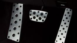 Lexus GS IV 450h F-Sport (2012) - pedały