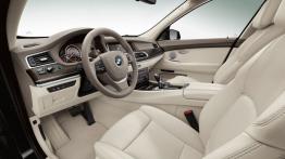 BMW serii 5 Gran Turismo F07 Facelifting (2014) - widok ogólny wnętrza z przodu