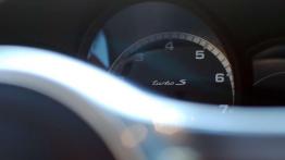 Jak randka z supermodelką - Porsche 911 Turbo S