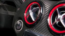 Mercedes A250 Sport 4MATIC - zerwany z łańcucha