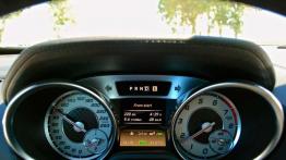 Roadstery w dwóch smakach - BMW Z4 35isDrive vs Mercedes SL350 BlueEFFICIENCY