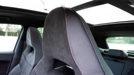 Cupra Ateca 2.0 TSI 300 KM - galeria redakcyjna - zag?ówek na fotelu kierowcy, widok z przodu