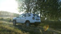 Dacia Duster 1.5 dCi 90 KM - galeria redakcyjna - lewy bok