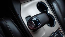 Jeep Grand Cherokee IV Facelifting - galeria redakcyjna (2) - dźwignia zmiany biegów