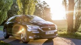DS 5 Facelifting (2015) - widok z przodu